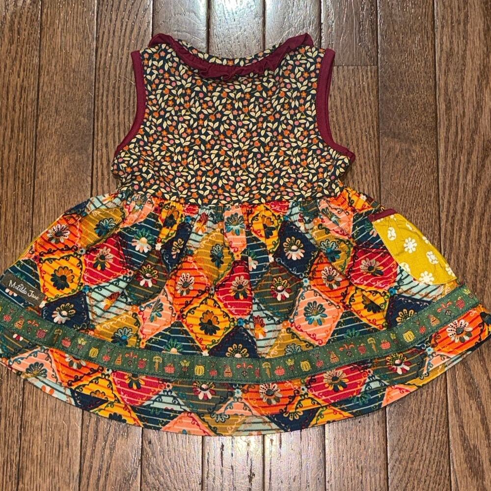 Matilda Jane Mohonk Mountain Sara Top
Fall 2018 Choose Your Own Path Collection - Picture 4 of 10